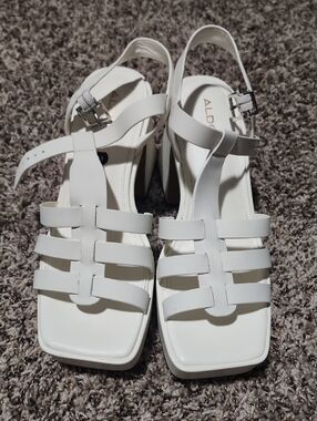 Aldo White Strappy Square-Toe Block Heel Sandals